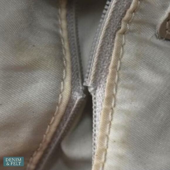 Chanel  Travel Line Beige Nylon/Leather Tote Bag Shoulder Bag/Purse/Carry On - Picture 14 of 16